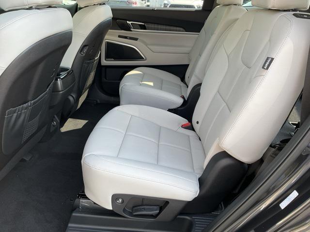 new 2025 Kia Telluride car, priced at $50,005