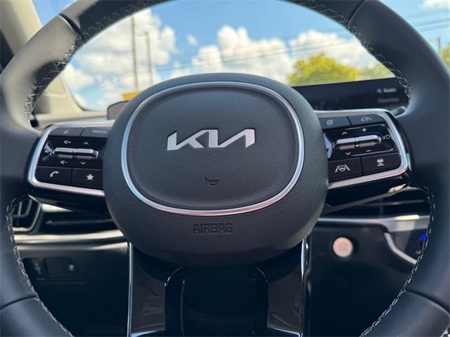 new 2025 Kia Sorento car, priced at $38,735