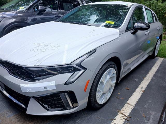 new 2025 Kia K5 car, priced at $30,320