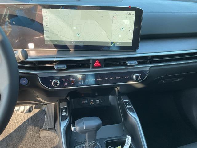 new 2025 Kia Sorento car, priced at $42,246