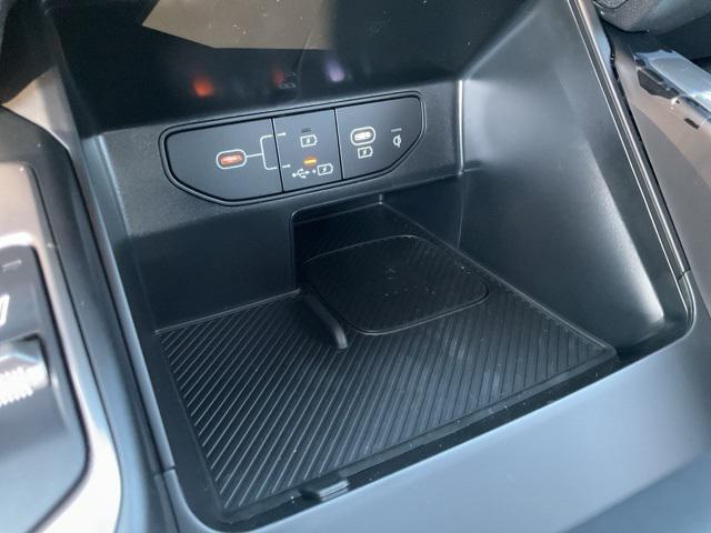 new 2025 Kia Sorento car, priced at $42,246