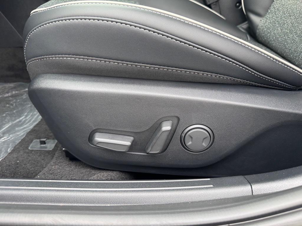 new 2025 Kia K4 car, priced at $25,272