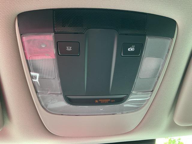 new 2025 Kia Sportage Hybrid car, priced at $30,674
