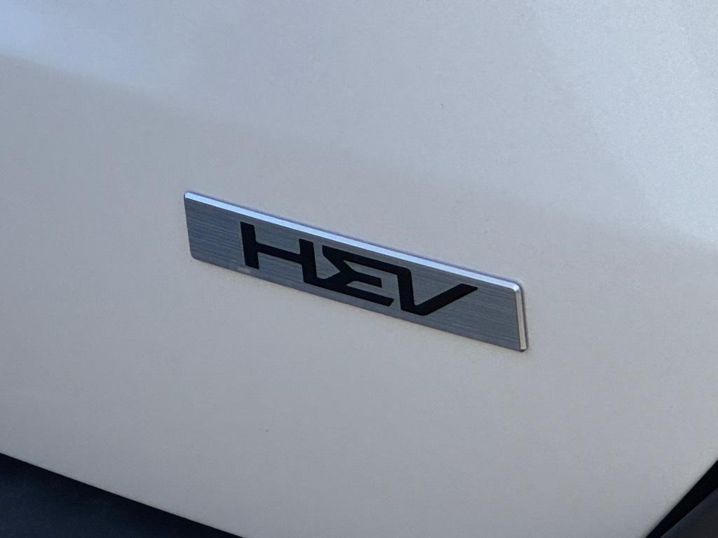 new 2026 Kia Carnival Hybrid car, priced at $57,985