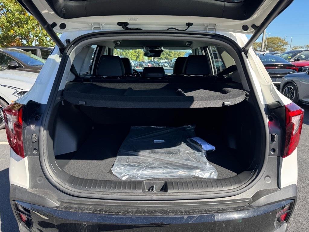 new 2026 Kia Seltos car, priced at $31,828