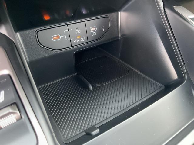 new 2025 Kia Sorento car, priced at $40,921