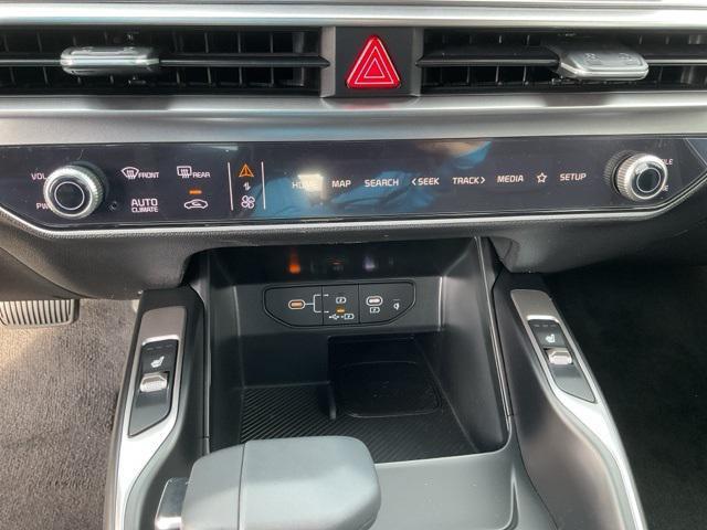 new 2025 Kia Sorento car, priced at $40,921
