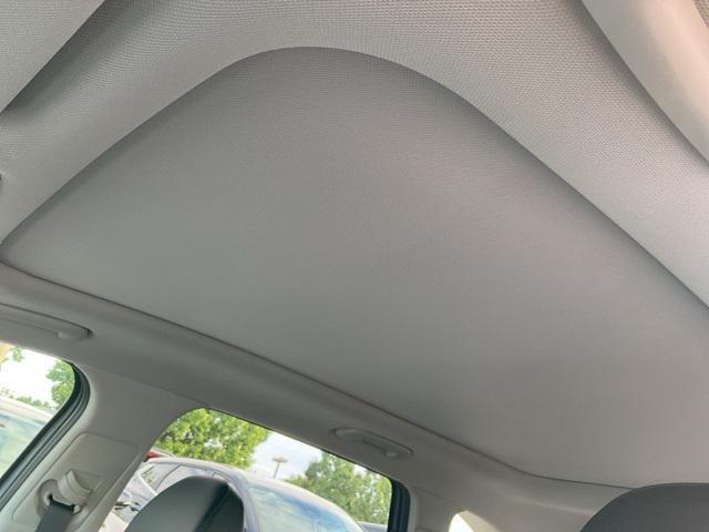 new 2025 Kia Sorento car, priced at $40,921