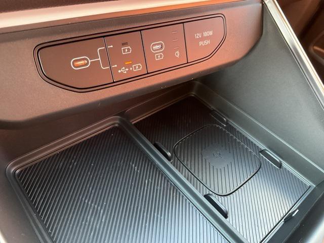 new 2025 Kia Carnival car, priced at $41,881