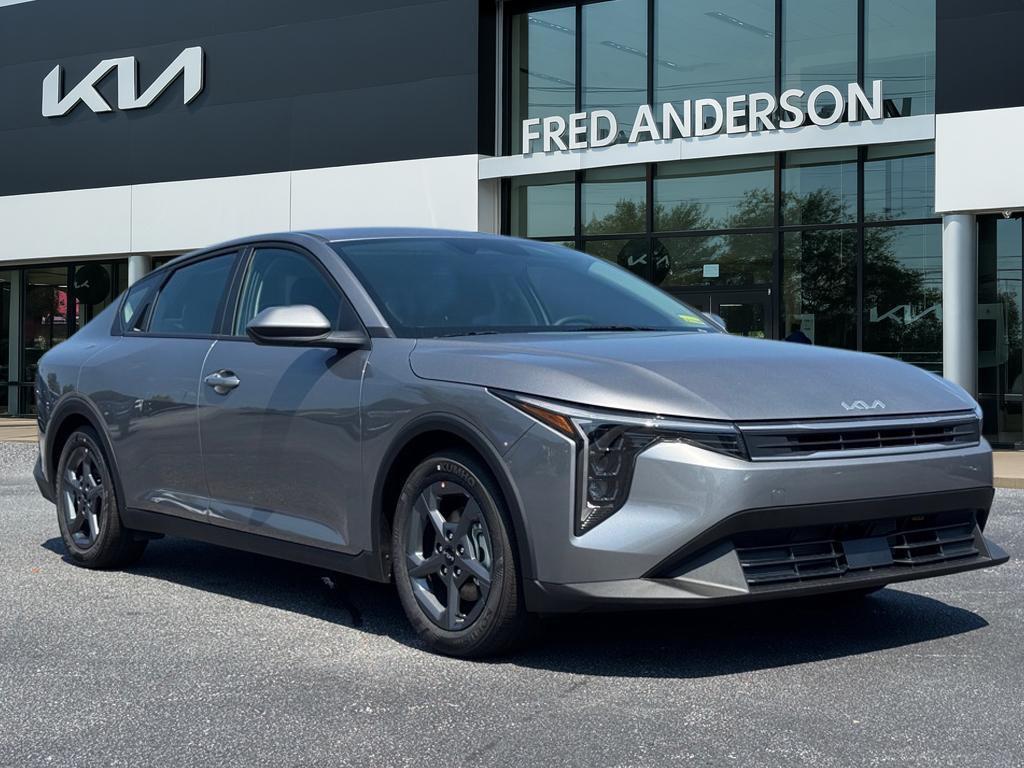 new 2025 Kia K4 car, priced at $23,182