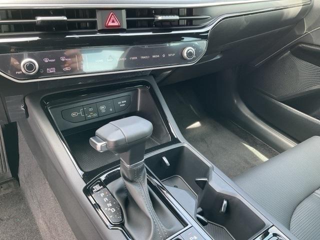 new 2025 Kia K5 car, priced at $28,800