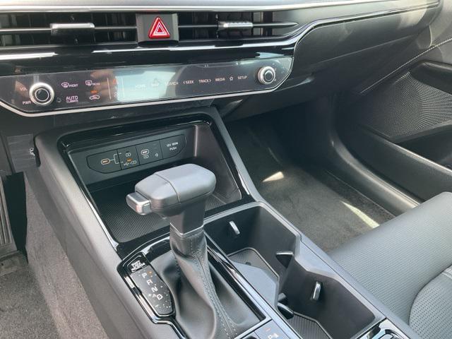 new 2025 Kia K5 car, priced at $29,984