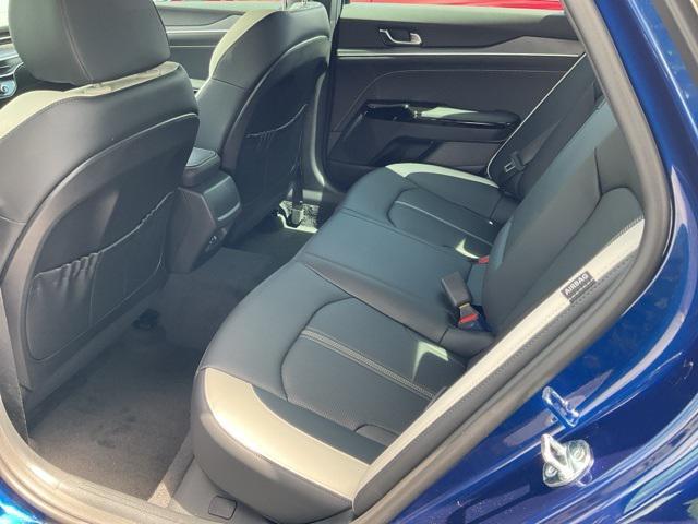 new 2025 Kia K5 car, priced at $29,984