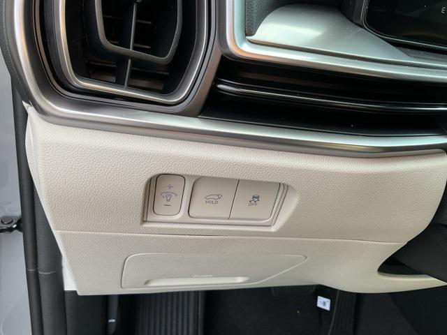 new 2025 Kia Sorento car, priced at $38,731