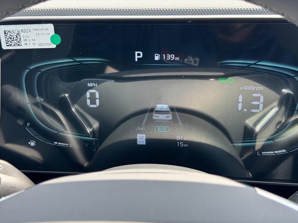 new 2025 Kia Niro car, priced at $32,470