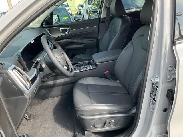 new 2025 Kia Sorento car, priced at $43,861