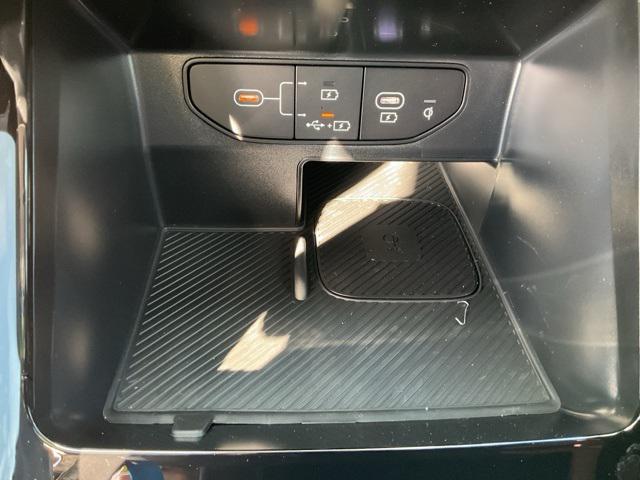 new 2025 Kia Sorento car, priced at $43,861