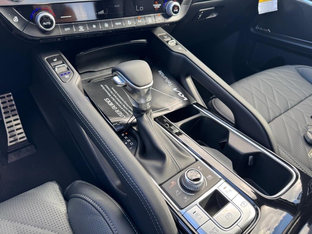 new 2025 Kia Telluride car, priced at $52,302
