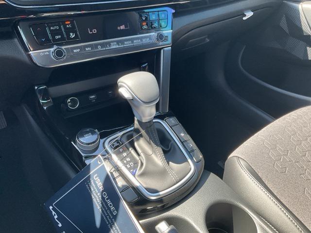 new 2025 Kia Seltos car, priced at $26,800