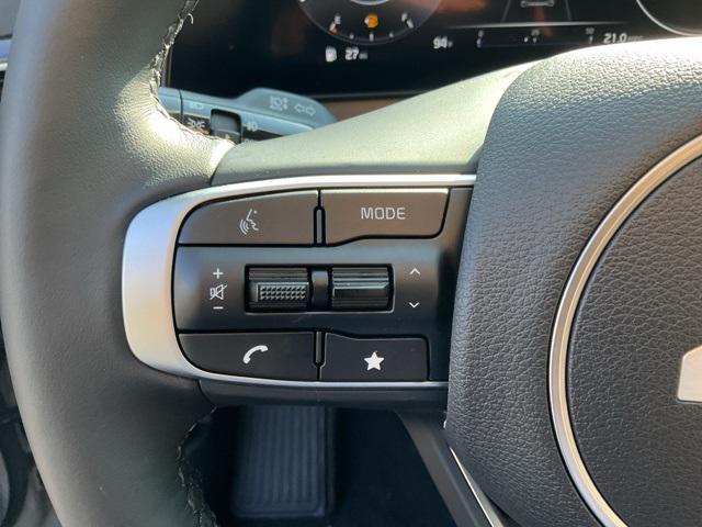 new 2025 Kia Sportage car, priced at $37,576