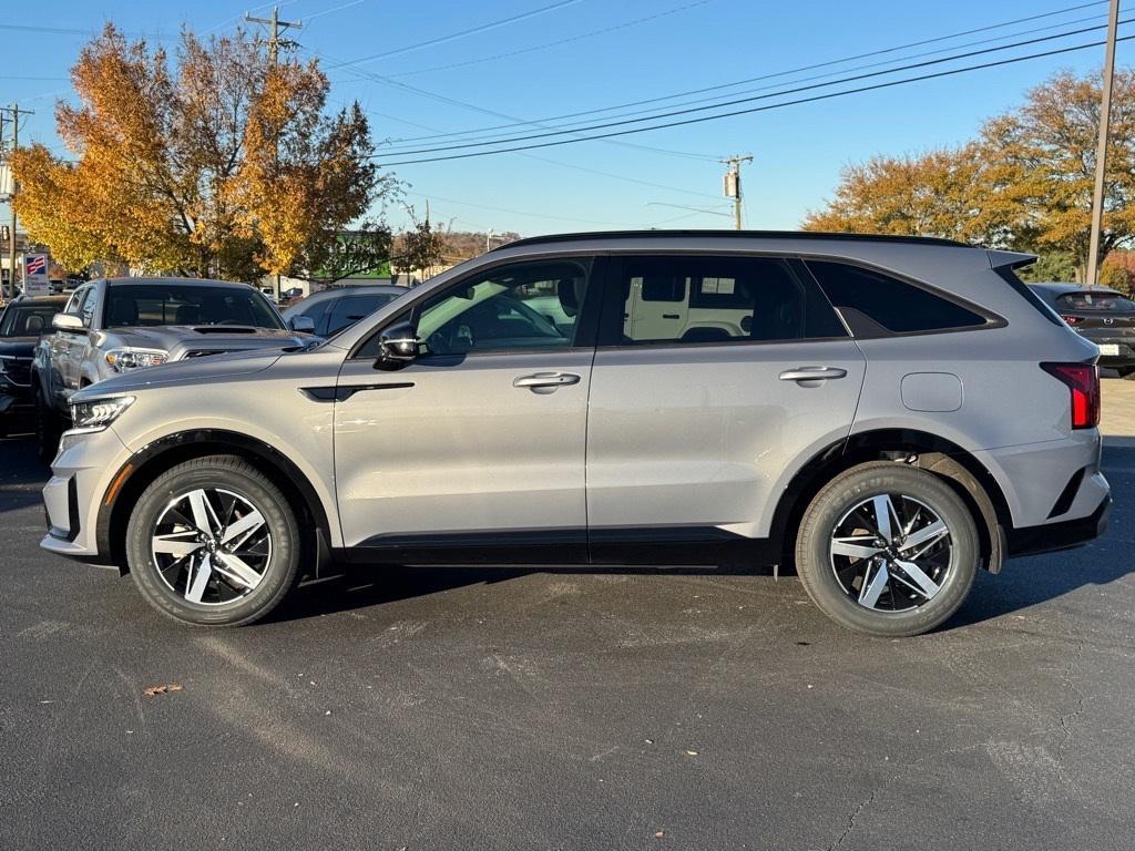 used 2023 Kia Sorento car, priced at $24,474