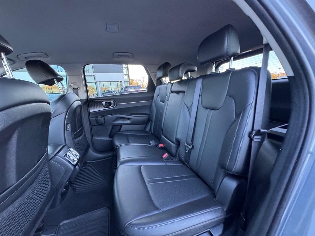 used 2023 Kia Sorento car, priced at $24,474