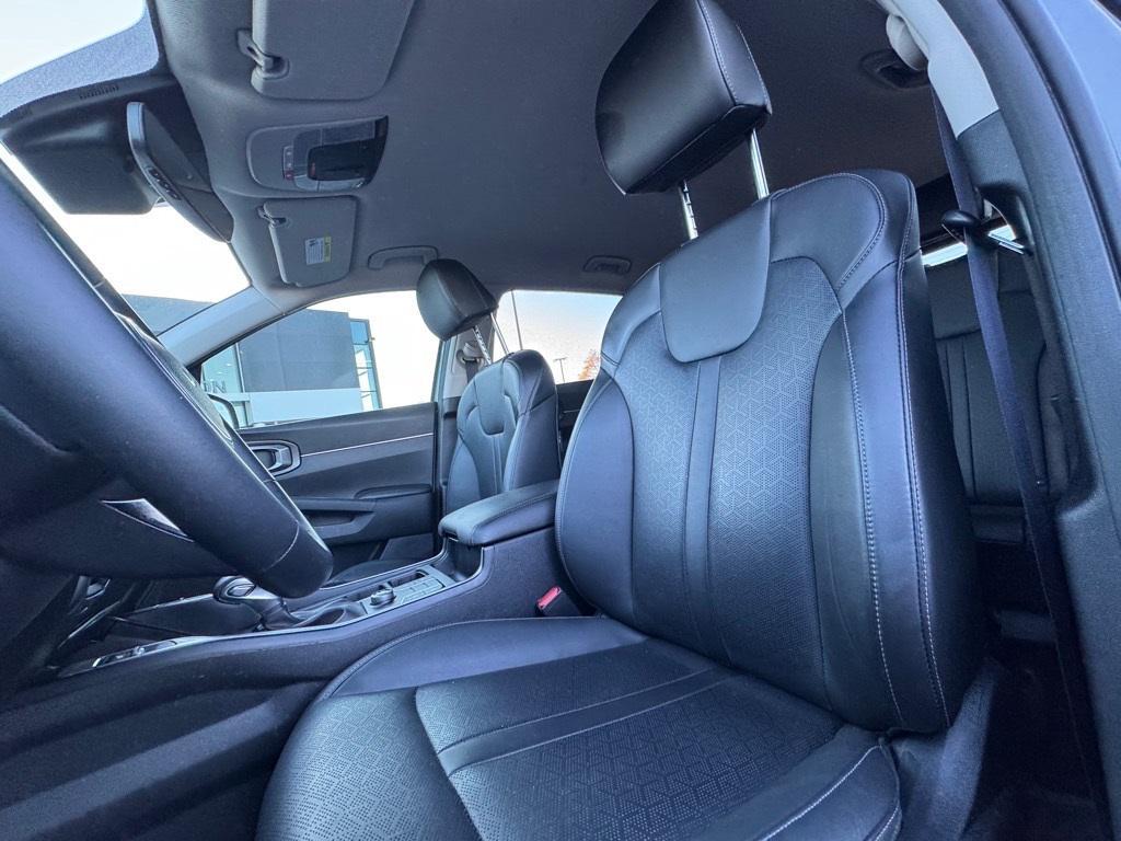 used 2023 Kia Sorento car, priced at $24,474