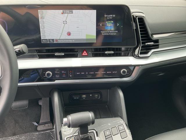 new 2025 Kia Sportage car, priced at $31,557