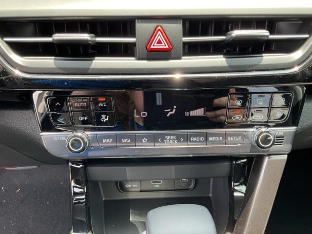 new 2025 Kia Seltos car, priced at $27,293