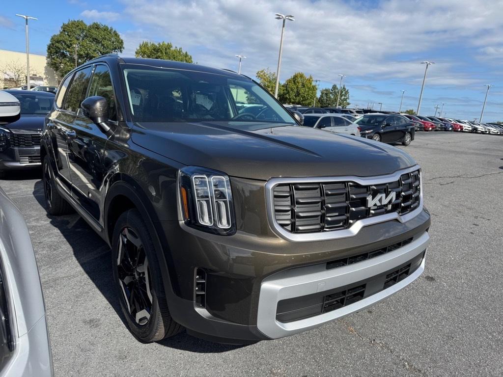 new 2025 Kia Telluride car, priced at $42,250