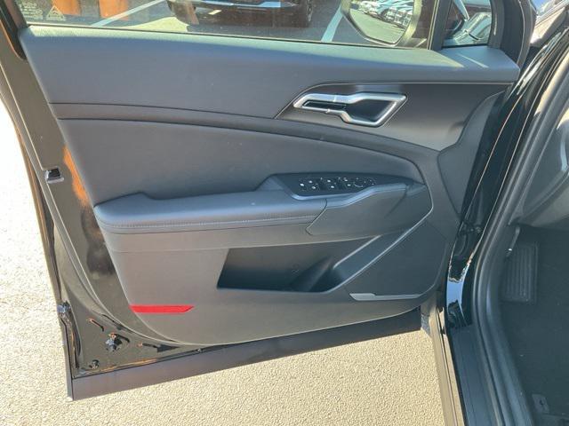 new 2026 Kia Sportage car, priced at $31,904