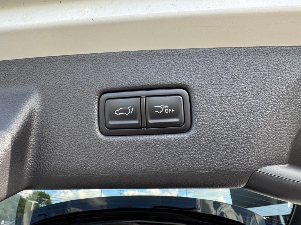 new 2026 Kia Carnival Hybrid car, priced at $48,793