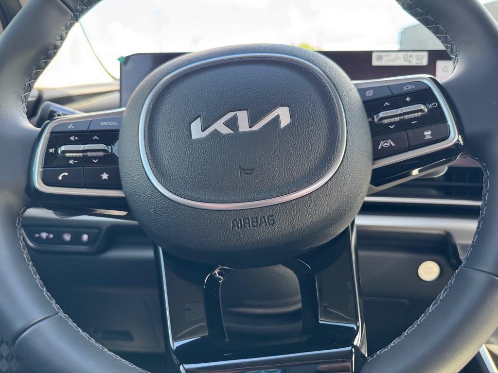 new 2026 Kia Carnival Hybrid car, priced at $48,793
