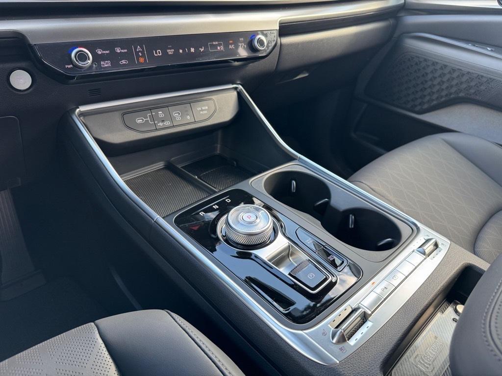 new 2026 Kia Carnival Hybrid car, priced at $48,793