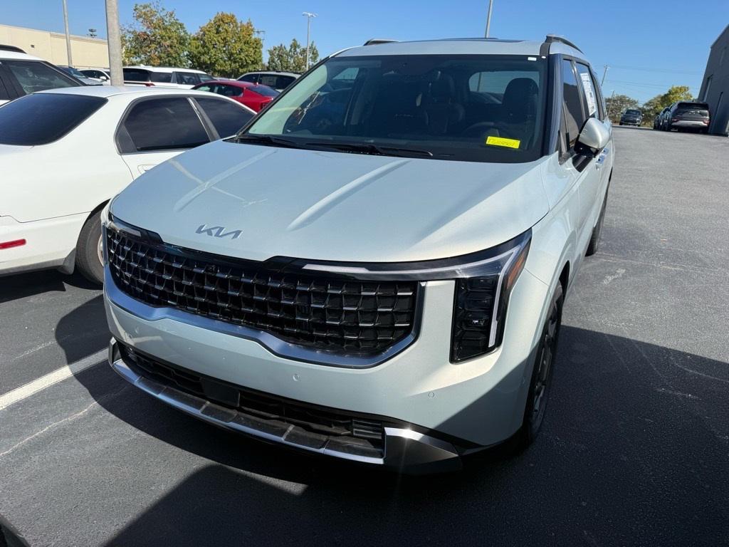 new 2026 Kia Carnival Hybrid car, priced at $50,365