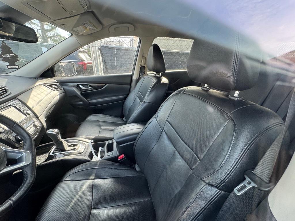 used 2019 Nissan Rogue car, priced at $16,833