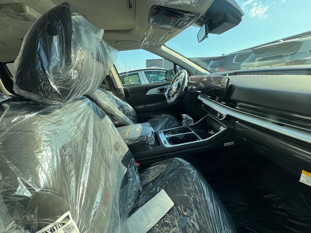 new 2026 Kia Carnival car, priced at $49,020