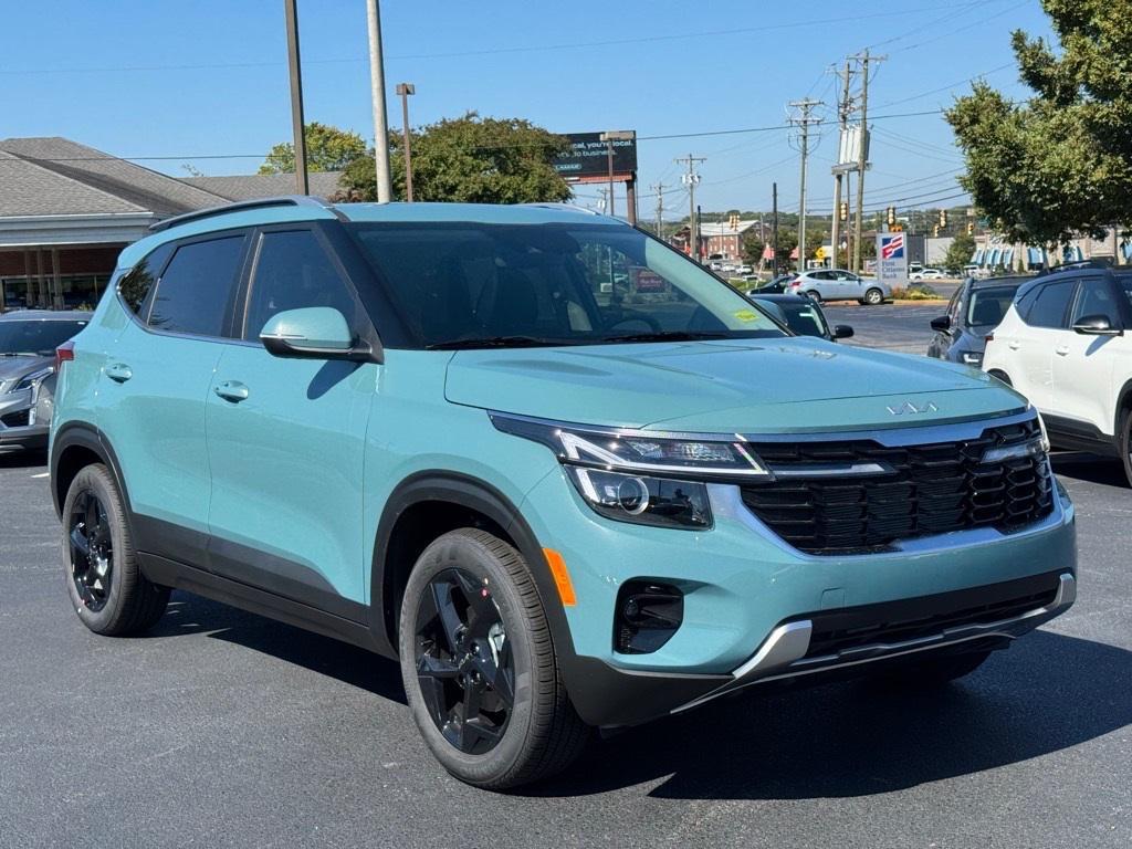 new 2026 Kia Seltos car, priced at $28,995
