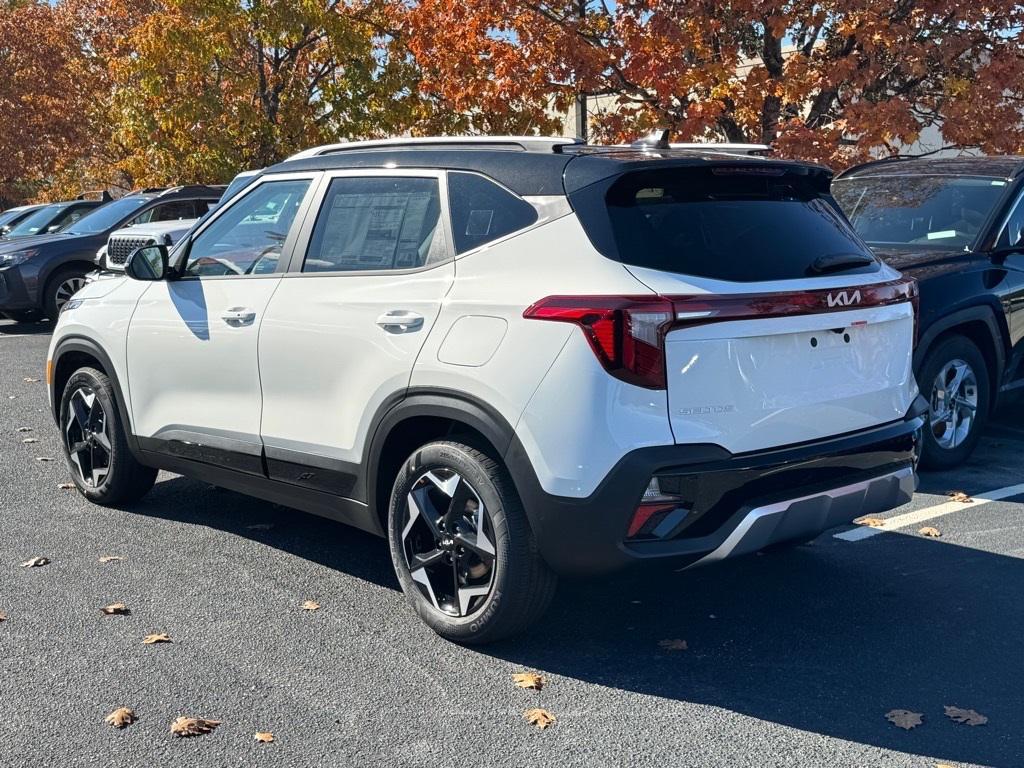 new 2026 Kia Seltos car, priced at $27,805