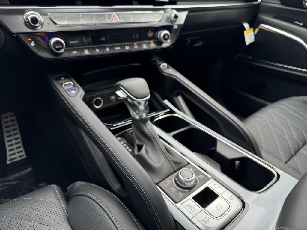 new 2025 Kia Telluride car, priced at $53,247