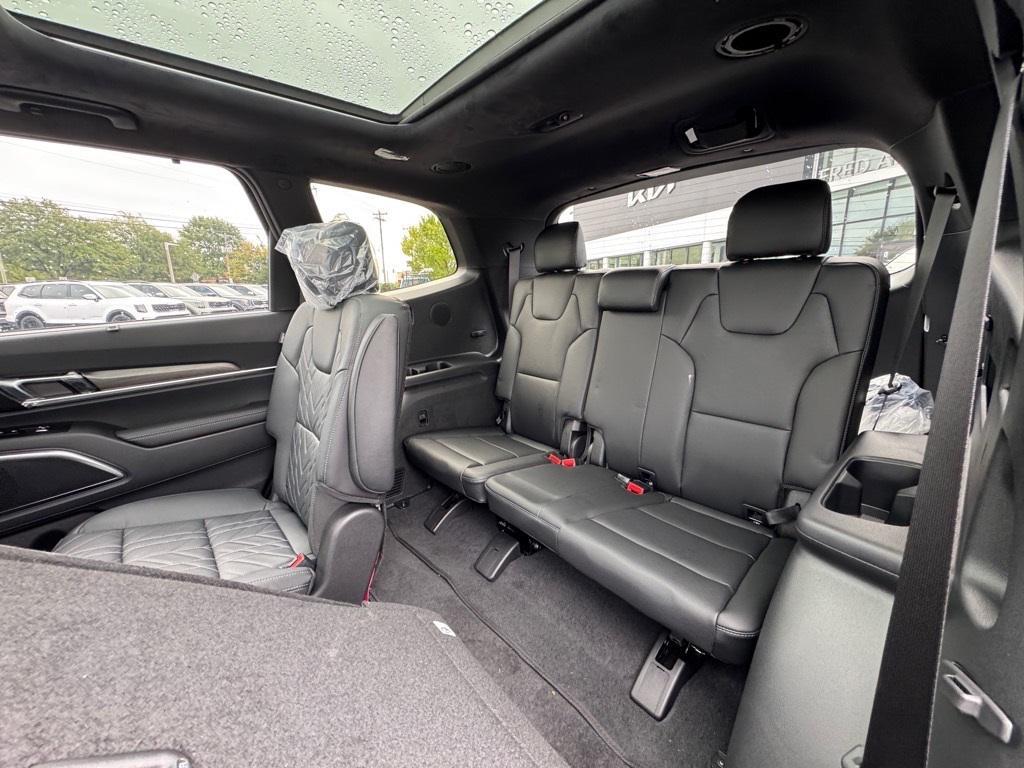 new 2025 Kia Telluride car, priced at $53,247