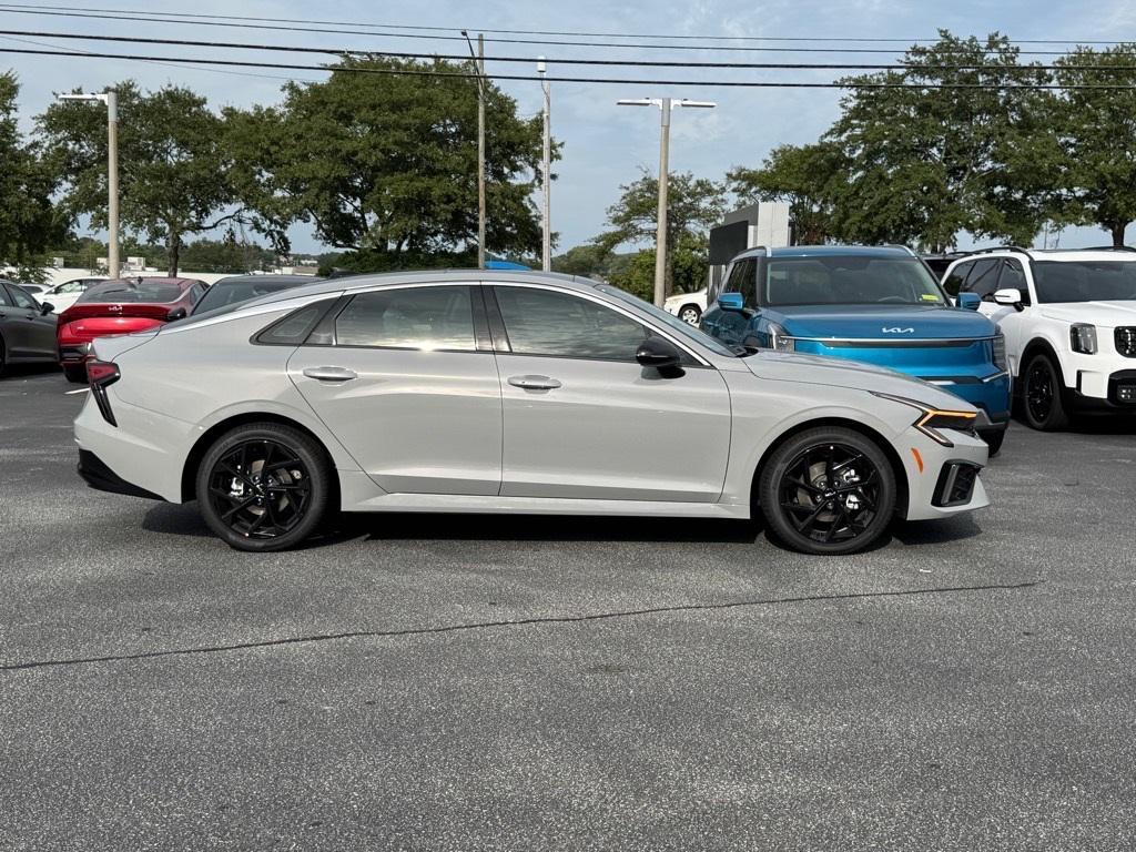 new 2026 Kia K5 car, priced at $31,589