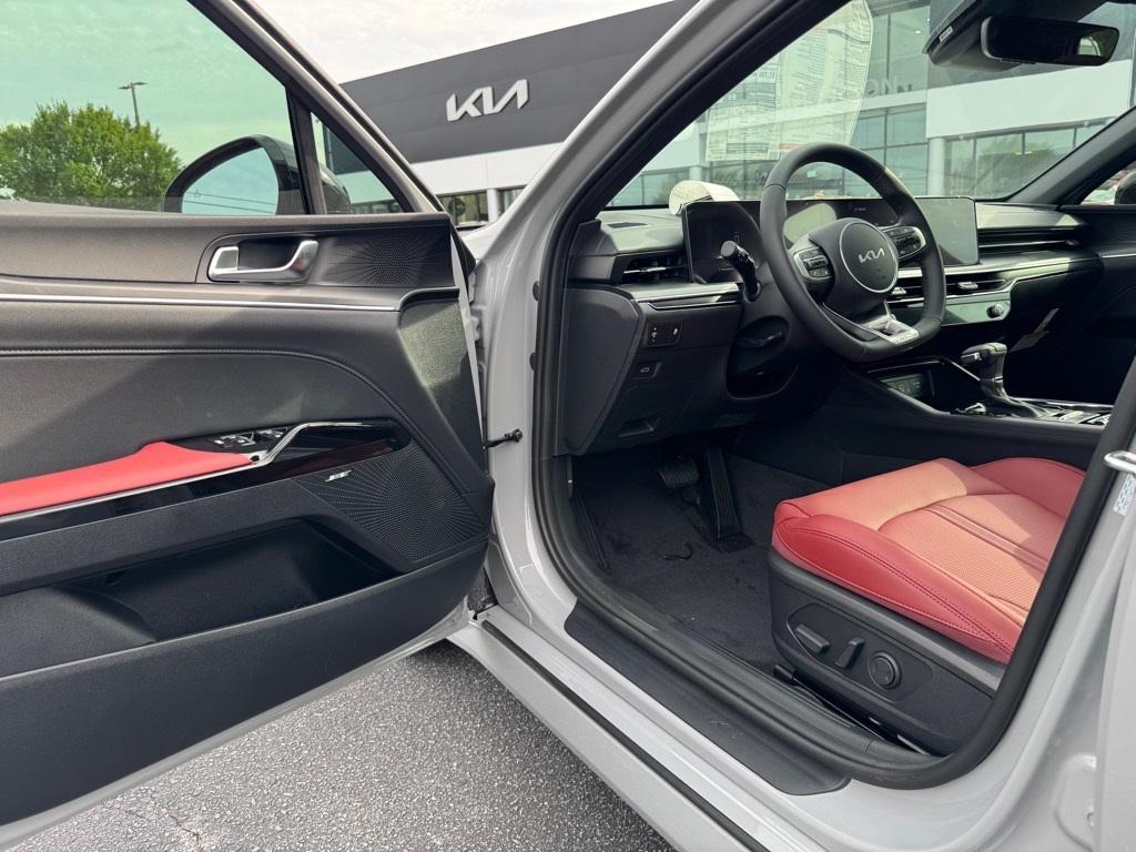 new 2026 Kia K5 car, priced at $31,589