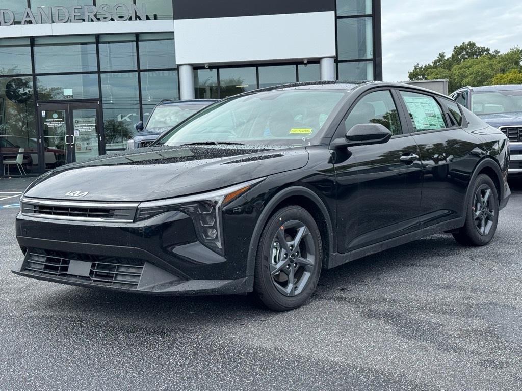 new 2025 Kia K4 car, priced at $23,182