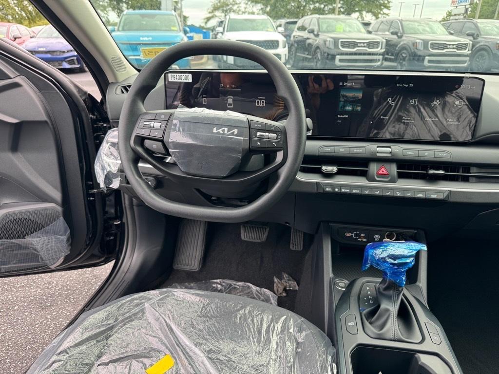 new 2025 Kia K4 car, priced at $23,182