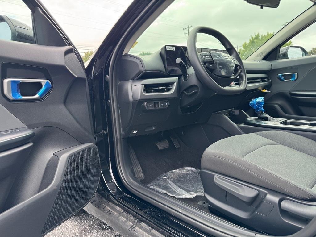 new 2025 Kia K4 car, priced at $23,182