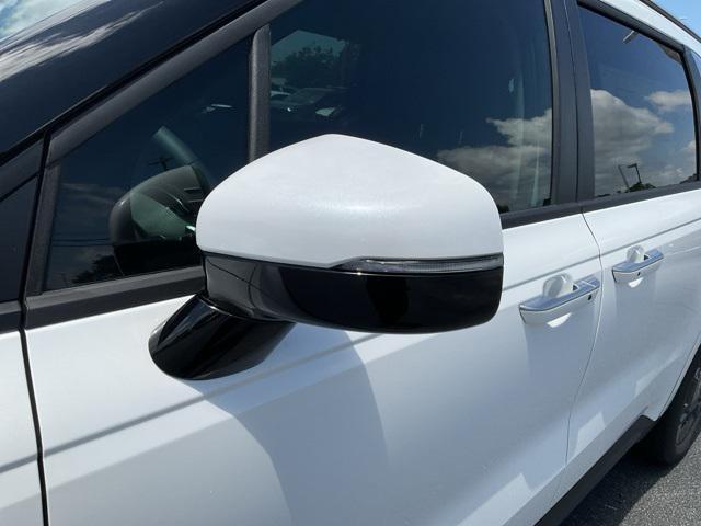 new 2026 Kia Carnival Hybrid car, priced at $43,188