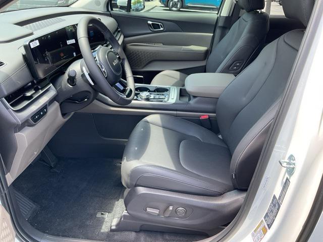 new 2026 Kia Carnival Hybrid car, priced at $43,188