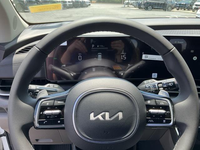 new 2026 Kia Carnival Hybrid car, priced at $43,188