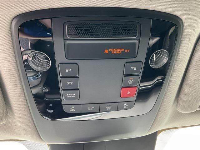 new 2026 Kia Carnival Hybrid car, priced at $43,188